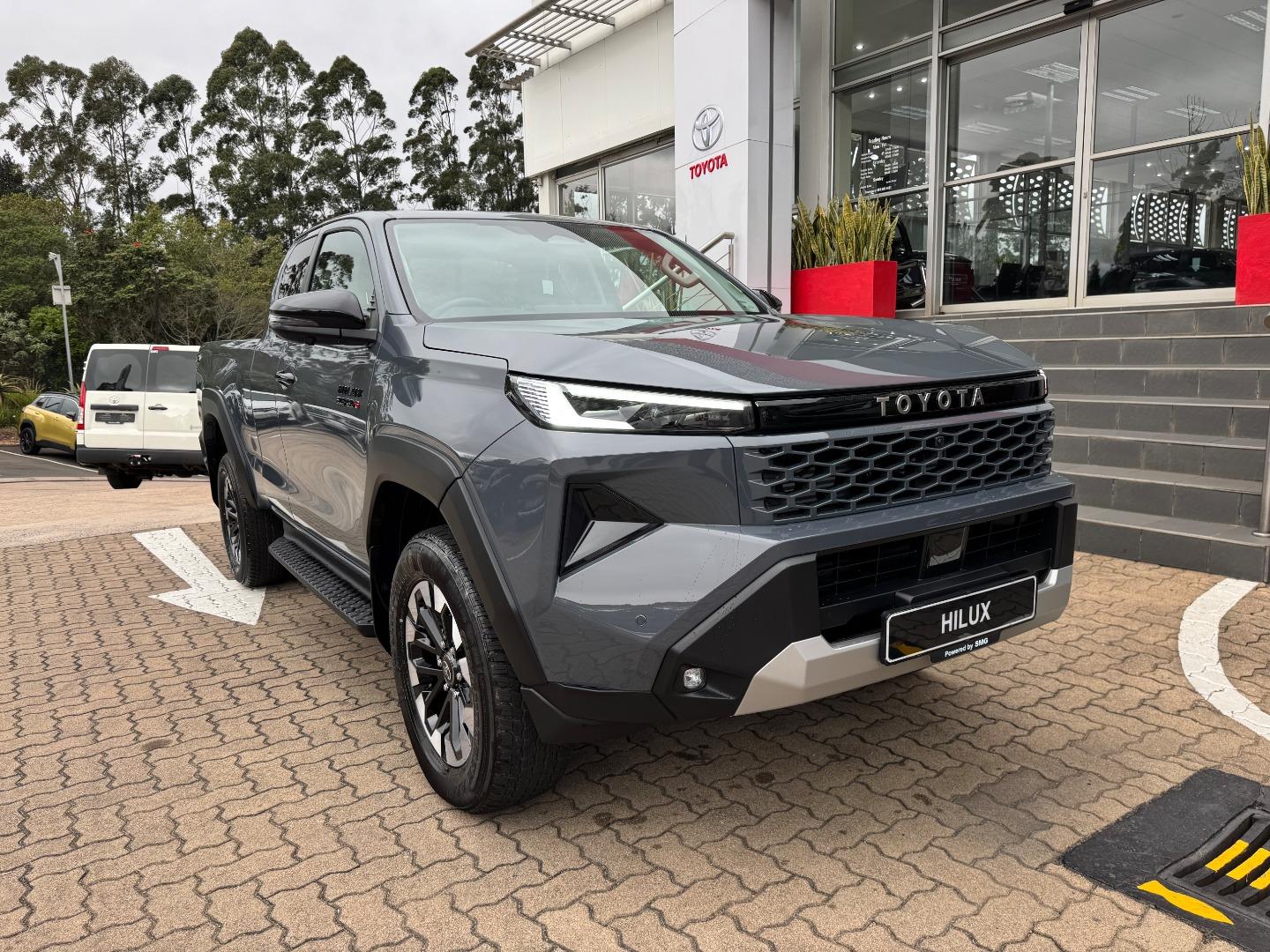 Toyota Hilux 2.8GD-6 Xtra Cab Raider X